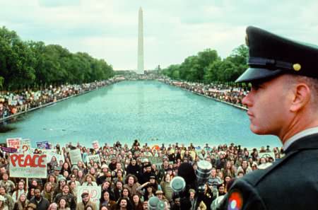 Forrest Gump  - Forrest Gump is guarding from the angry people.