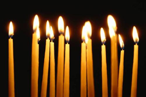 Believe in the enlightenment of mind and soul - I feel happy to make others happy. As the candles spread their lights everywhere, I want to bring love and happiness everywhere.