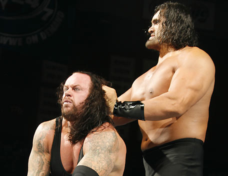 khali - indian giant beating undertaker