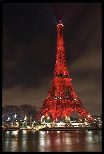 Paris at night - I wish I&#039;m there right now...