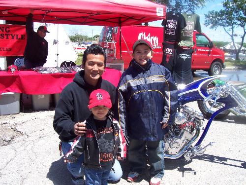 Kids w/ Chica - This was an awsome experience. We got to meet Yasuyoshi Chikazawa (Chica). My son was really excited to meet such an awsome bike builder.