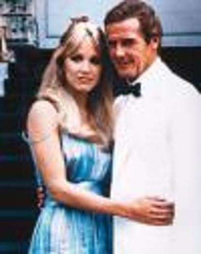 roberts  - roberts with 007 roger moore