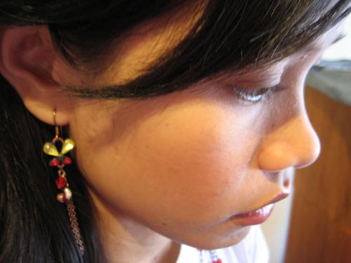 People - This is a friend of mine from work. She always have this angle from side, that shows as if she's sad, but actually she is not. She always been so proud with this angle. I like to take her picture from her right side too.