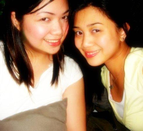 me with eryne - this was taken last friday.. just chillin and havin few drinks with friends. :)