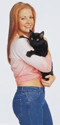 Sabrina and Salme - Image of Sabrina and Salem from the tv show Sabrina the Teenage Witch starring Melissa Joan Hart