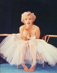 Marilyn Monroe - Can't you see the resemblence???