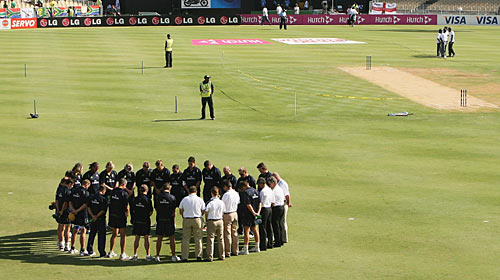 Australia's players - Australia's players form a huddle to commemorate Anzac day, ahead of their semi-final of the World Cup, Australia v South Africa, 2nd semi-final, St Lucia, April 25, 2007