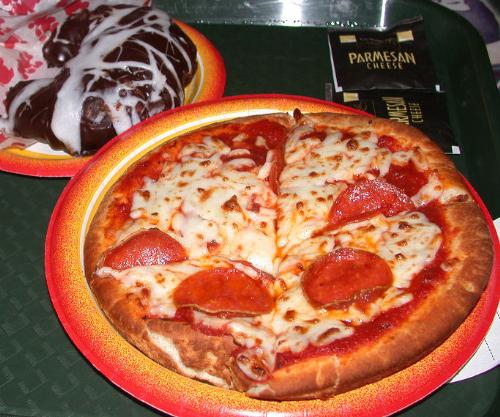 pizza - pepperoni pizza