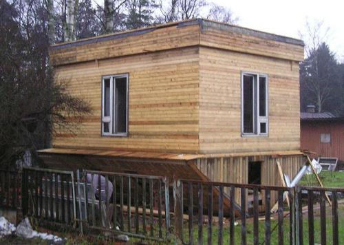 upside down - upside down house