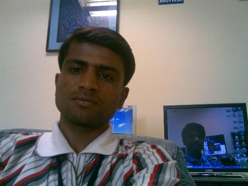 Handsum - Handsum guy in front of pc in office