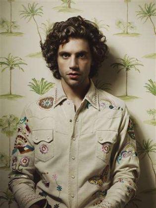 mika, man on demand ! - Mica Penniman (born 18-08-1983), known by Mika is a Lebanon born, London based singer. He is the middle child of fice with a Lebanese mother and American father. His family was moved to Paris when he was 1 year old. Moved to London when he was 9yrs old.