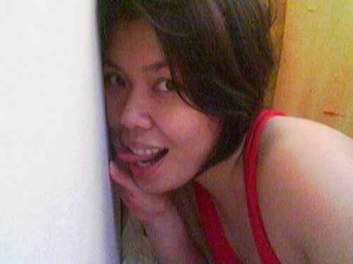 me - in love..with wall in my bedroom!!