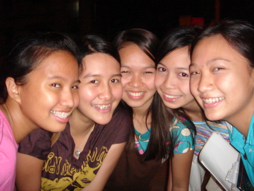 mah gurlfriends - reunited and it feels so good.... ;)
