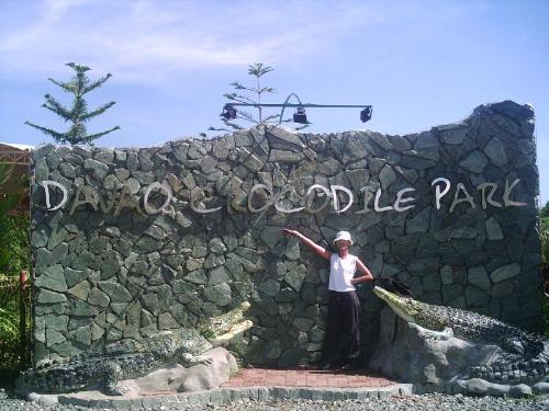 crocodile farm - my favorite shot
