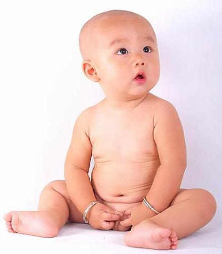 Little Baby - Isn't he very funny?Hehe
