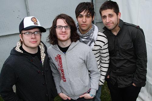 Fall out Boys - Everybody's Fall out Boys