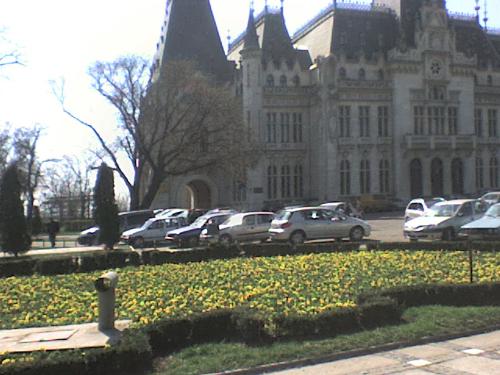 the castel's garden of iasi - so beautyful