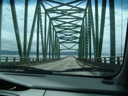 Oregon Bridge - A beautiful bridge in the state of Oregon! Oregon Bridge - A beautiful bridge in the state of Oregon!