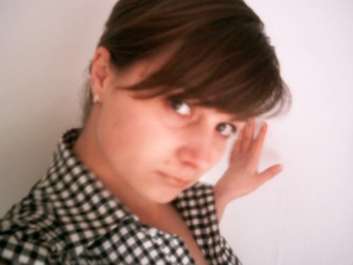 just mee - a roumanian girl