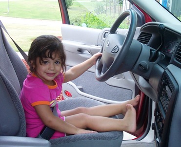 maria driving - kids is happines