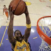 Kobe Bryant - Kobe going for a Dunk