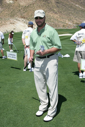 csi - Actor William Peterson of CSI at the 7th Annual Michael Douglas&Friends Celebrity Golf event held at the Cascata golf course.