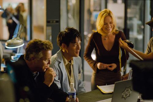 csi las vegas - cast on the set of csi