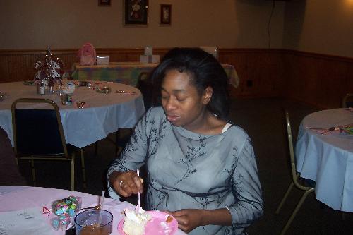Baby Shower... - Never disturb a mommy to be while eating her babyshower cake