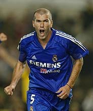 zidane  - wanna heatbutt!!!!!!!!!!!!!1