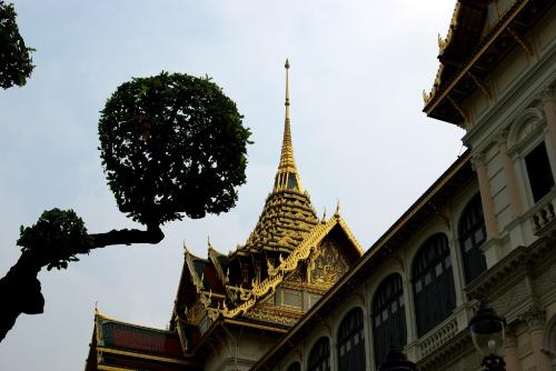 Thailand - The Kingdom of Thailand lies in Southeast Asia, with Laos and Cambodia to its east, the Gulf of Thailand and Malaysia to its south, and the Andaman Sea and Myanmar to its west. The country's official name was Siam until 24 June 1939. It was again called Siam between 1945 and May 11, 1949, when it was once again changed by official proclamation. The word Thai means 'freedom' in the Thai language and is also the name of the majority ethnic group.