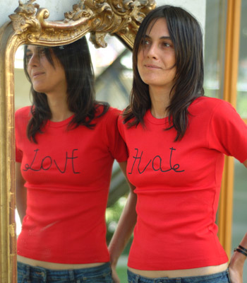 the best photo ever - T-shirt witten as 'love' and when it see in mirror it looks like 'hate'