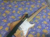 my guitar..fender brand - guitar ni da 2 thn..bapak ak blikn..