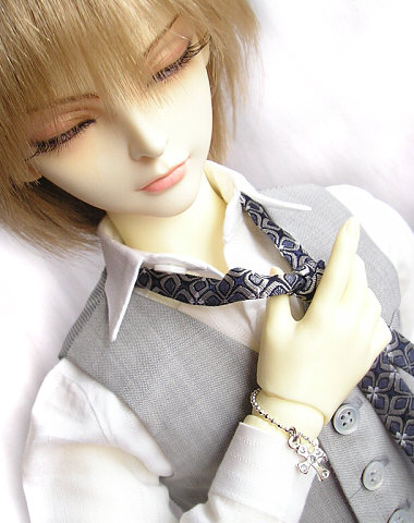 kawaii G - G just got home from work ^.^
