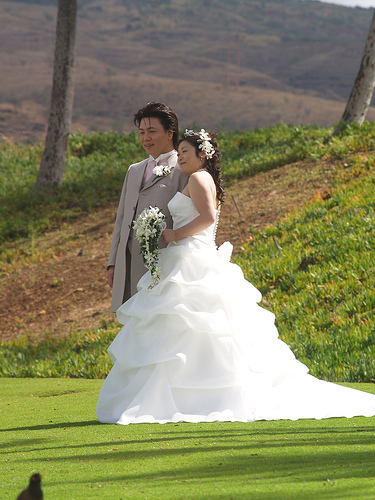Awesome couple! - Newly wedded couple... arent they looking happy?