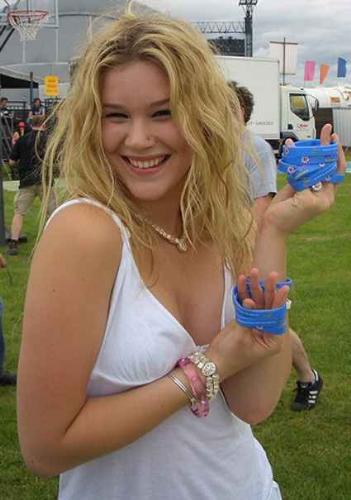 Joss Stone - Joss Stone being silly.