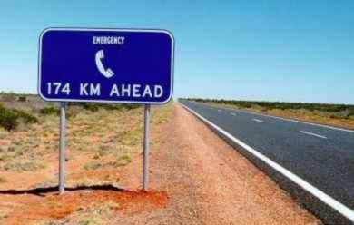 tel - where is the public telephone?