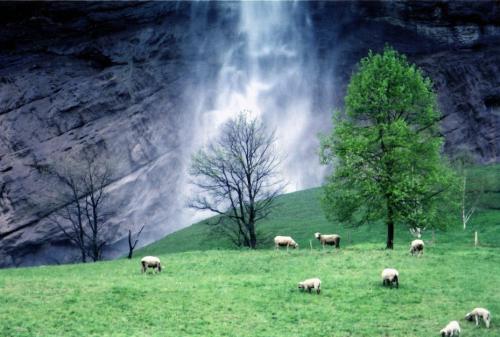 switzerland - Beautiful Photographs of Amazing places in Switzerland one must see