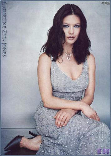 Catherine Zeta Jones - Shes my love , I'll give all of my life to her , she's Ctherine Zeta Jones .... .