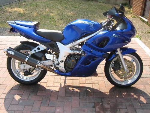 Suzuki Motorcycle - Picture of a K2 Suzuki SV650s