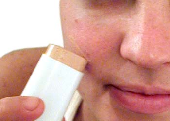 testing make up shade - testing make up shade against the skin