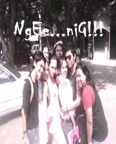 friends!!! - my friends and i...spending time together last feb. 14 2007... and guess wat?...we're all loveless...wehehe