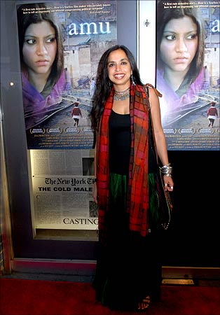The movie Amu - The director of the movie Amu Shonali Bose with the poster of the movie in New York.