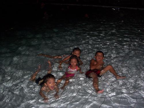 kids - swimming with the kids
