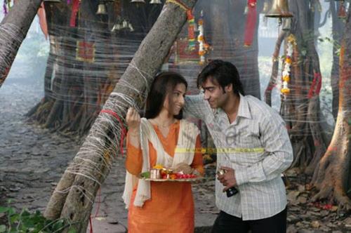 Halla Bol - It's new Movie of Ajay Devgan
