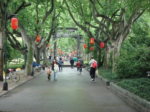 westlake - it is Hangzhou&#039;s spring