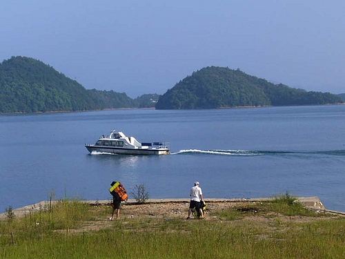 my hometown - It is the best place in my hometown,I like it very much,it is a part of LuShan which is a famous place in china,I hope you will like it too! if you want to know more about it,you can contact with!