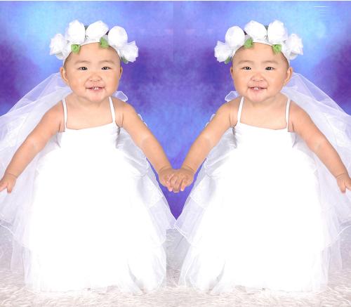 Twins like two angels - This two cute babies looks like two angels. Twins like two angels - This two cute babies looks like two angels.