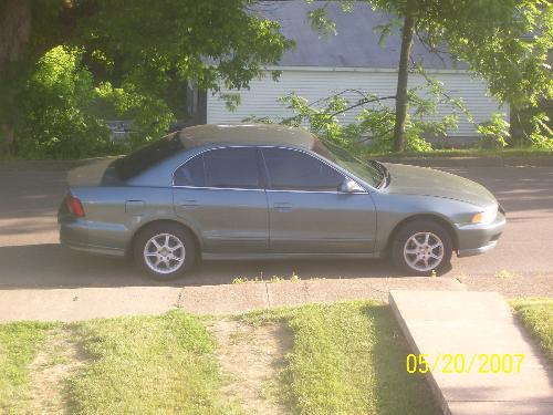 My Mitsubishi - I love my mitsubishi..It's a great little car..but eveyone has a dream car and my dream car would be a Saturn..some small make they put out.
