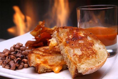 sandwish - Grilled cheese sandwish.