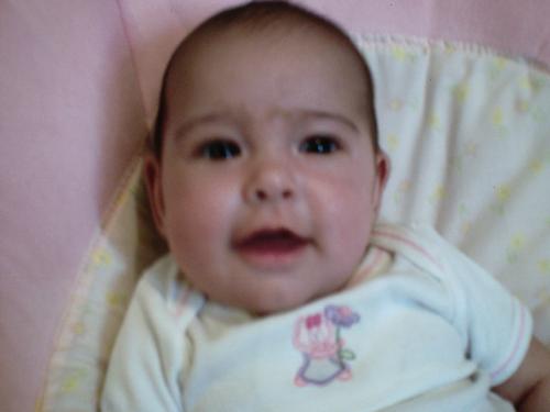smiley - zoey was smiling up a storm today. she is such a happy baby. i must be doing something right.